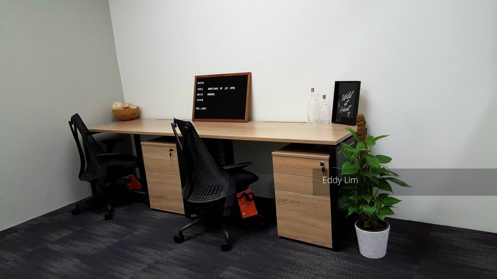 PARAKOU BUILDING (D1), Office #109550172